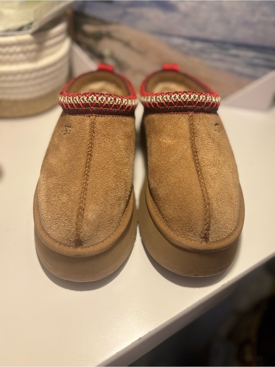 UGG Shoes - UGG Tazz Platform Slippers